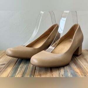 Naturalizer Donelle Beige Pumps Women's Size 8 M